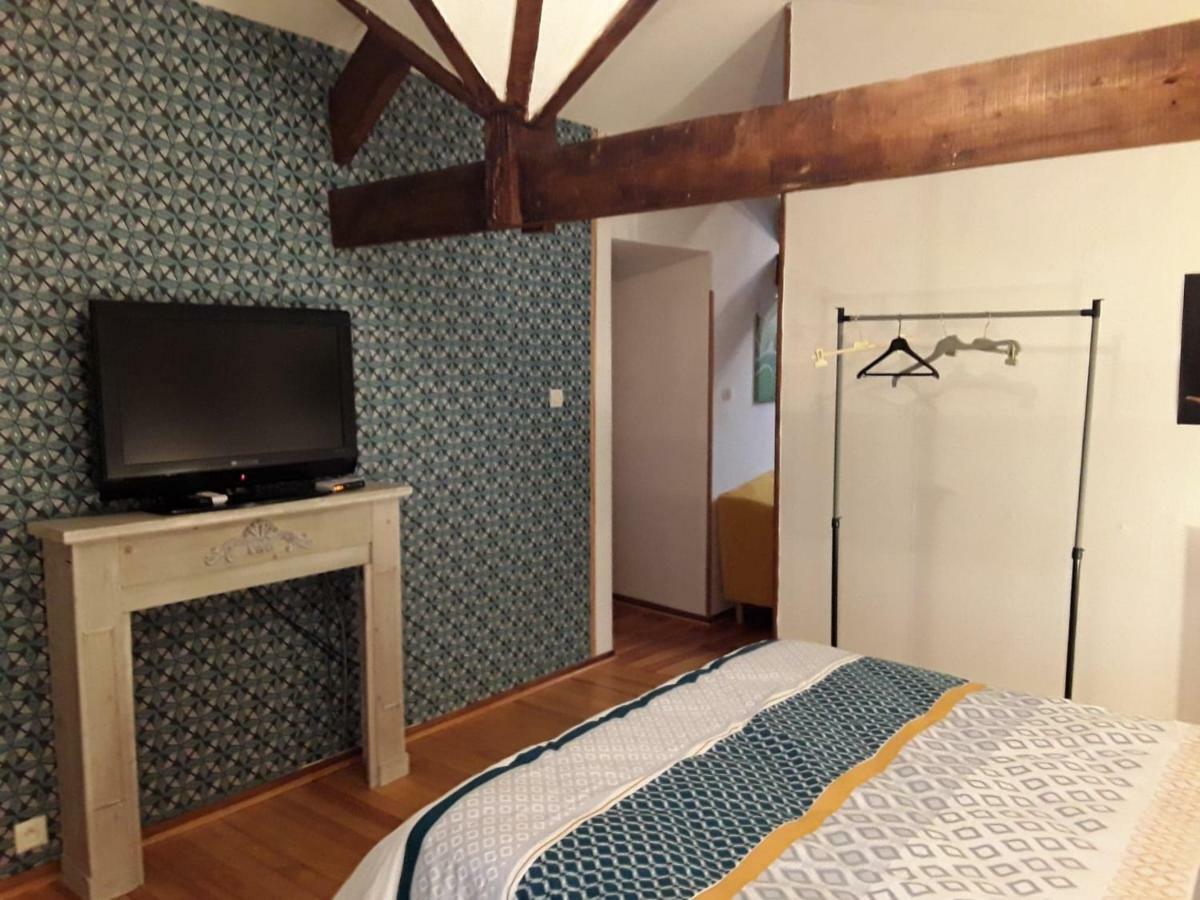 Chambre Sergeanne Doulezon Exteriör bild